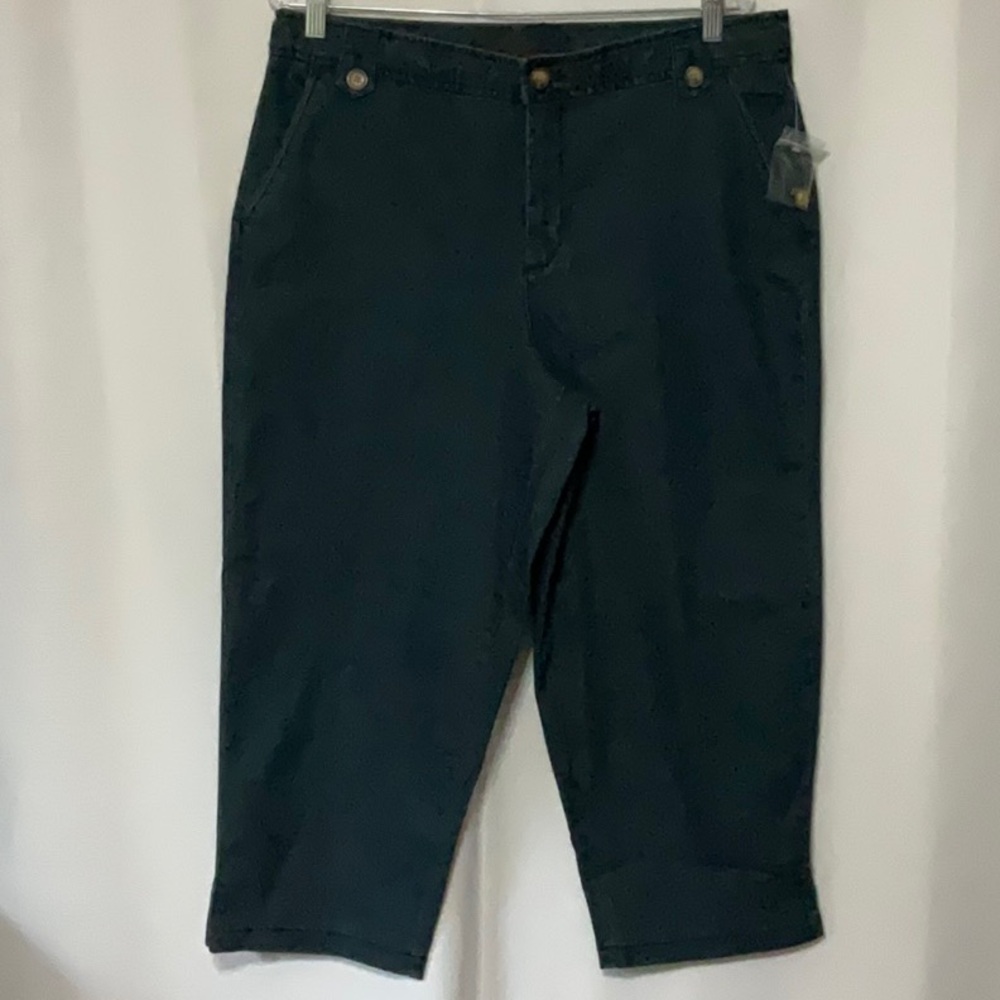 White Stag Size 14 Denim Blue Capri Pants Women
